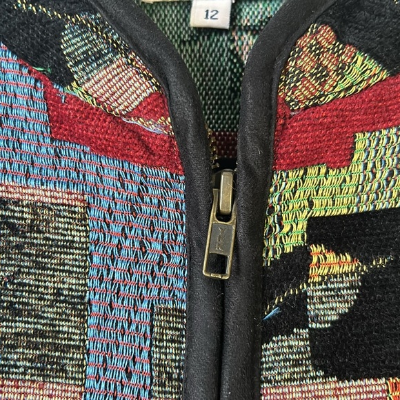 Size 12, Tradition Country Collection, zipperup coat/sweater, multicolour floral - Picture 3 of 13